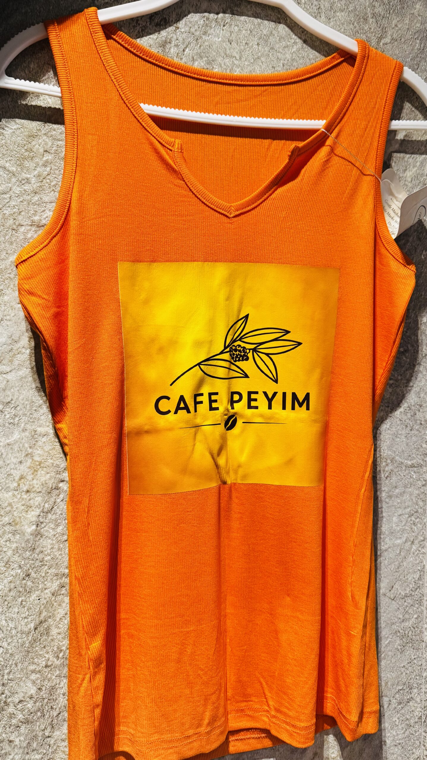 Café Peyi’m tank tops for women